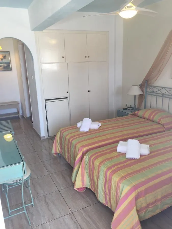 Vana Holidays Ορνός Ξενοδοχείο