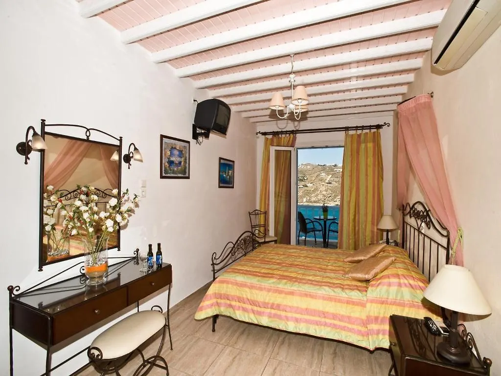 ** Ξενοδοχείο Vana Holidays Ορνός Ελλάδα